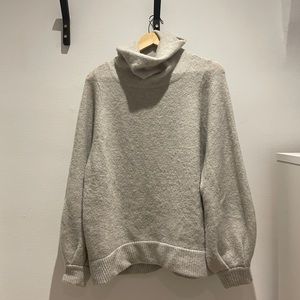 Aritzia The Group Babaton Sweater — Large